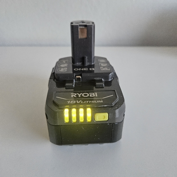 Ryobi | 18V ONE+ 4.0 Ah Lithium-Ion Battery PBP005 - Picture 5 of 6